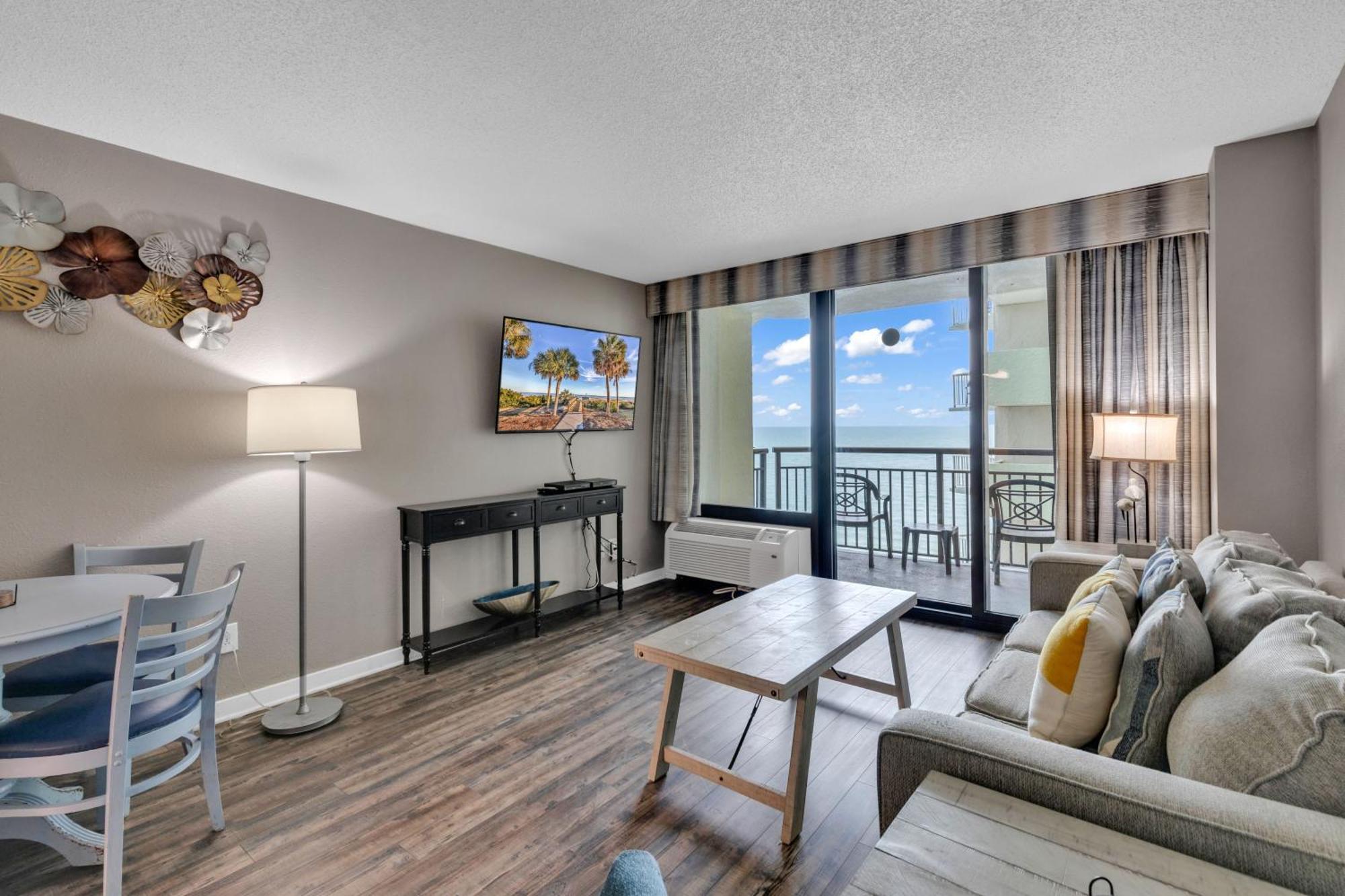 Ocean-Front Condos At Patricia Grand Миртл-Бич Экстерьер фото
